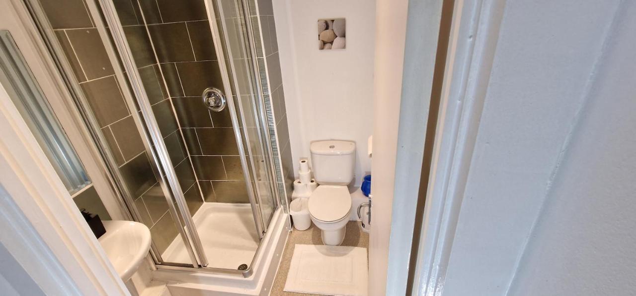 Lovely 2-Bedroom Apartment, Free Parking Mánchester Exterior foto